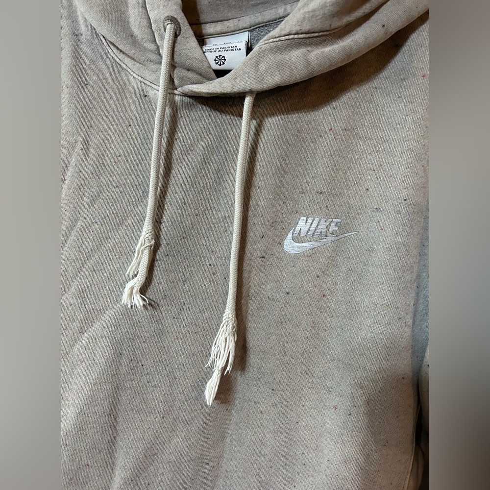 Nike sweatshirt - Picture 3 of 3